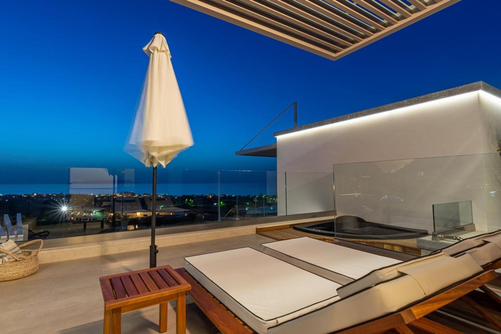Onira Suite Dreams Hersonissos  Esterno foto
